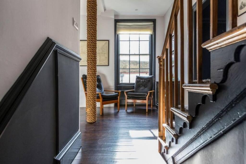 Steadfast Apartment Deal Exterior photo